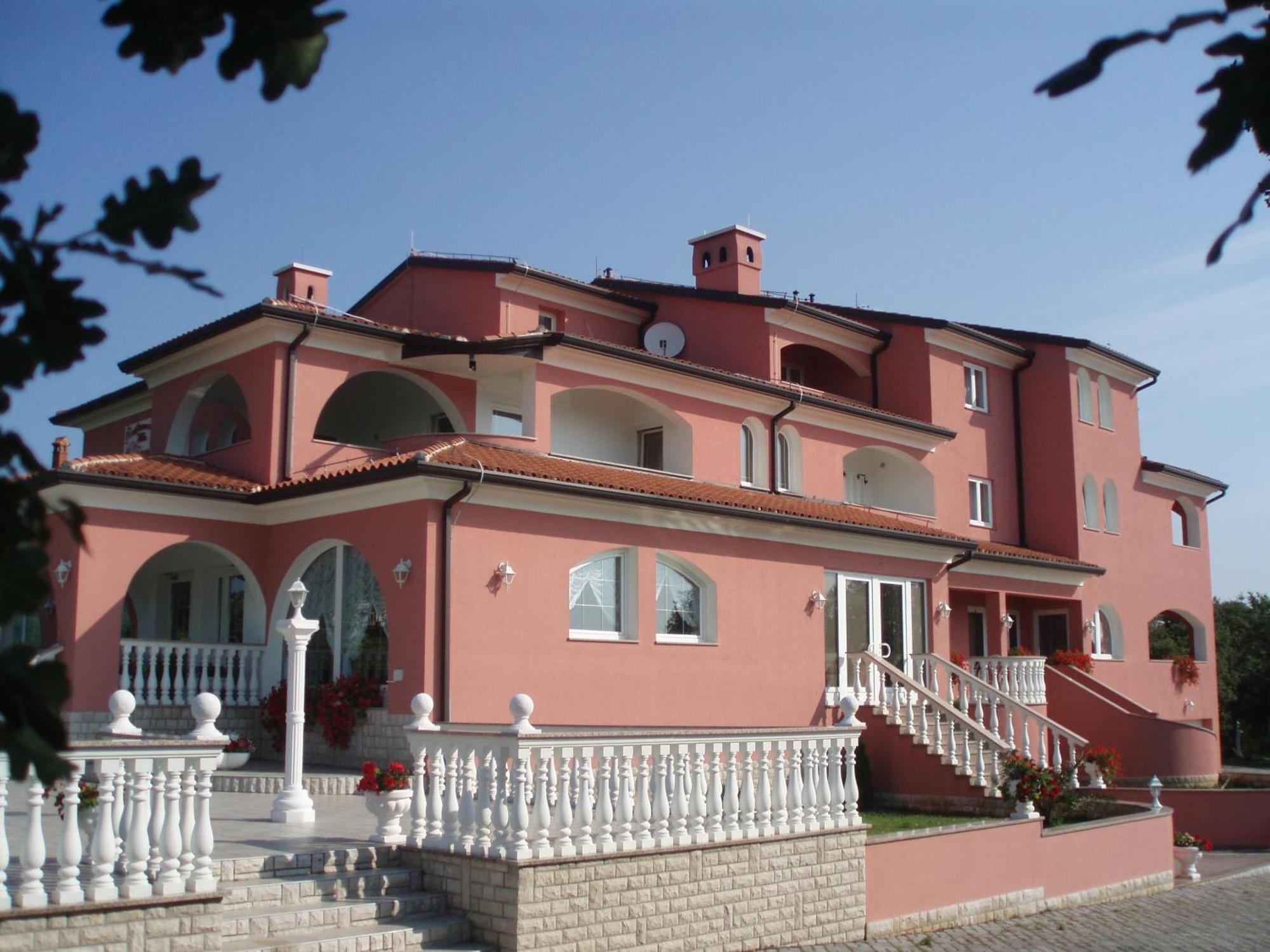 Apartments And Rooms Villa Chiara Krnica Εξωτερικό φωτογραφία
