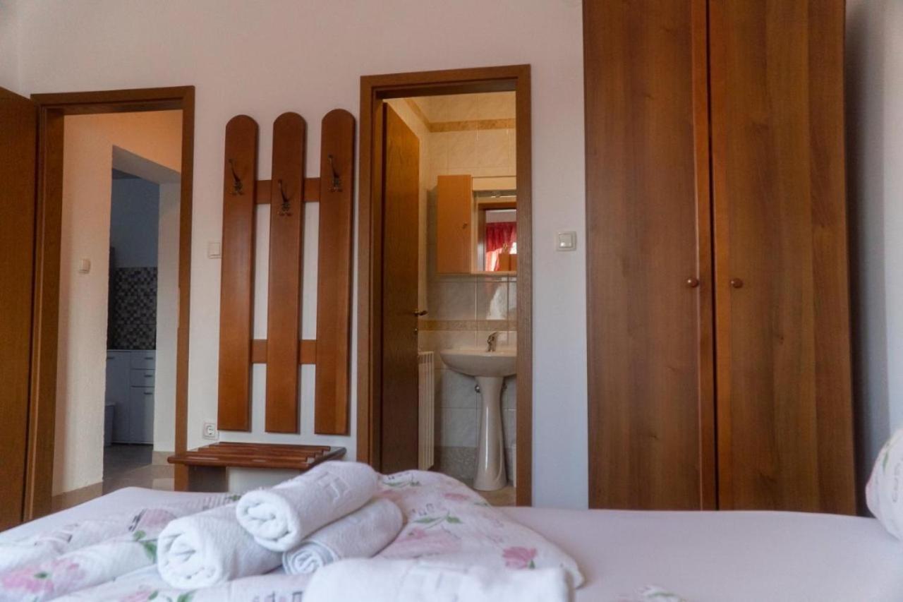 Apartments And Rooms Villa Chiara Krnica Εξωτερικό φωτογραφία
