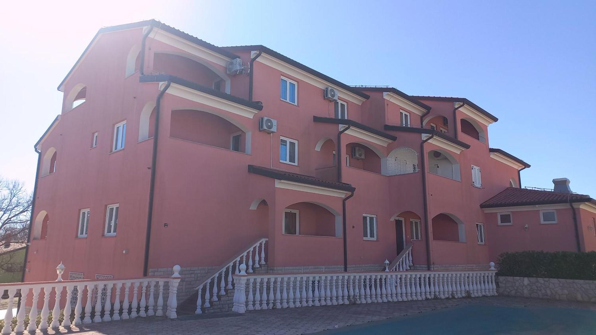 Apartments And Rooms Villa Chiara Krnica Εξωτερικό φωτογραφία