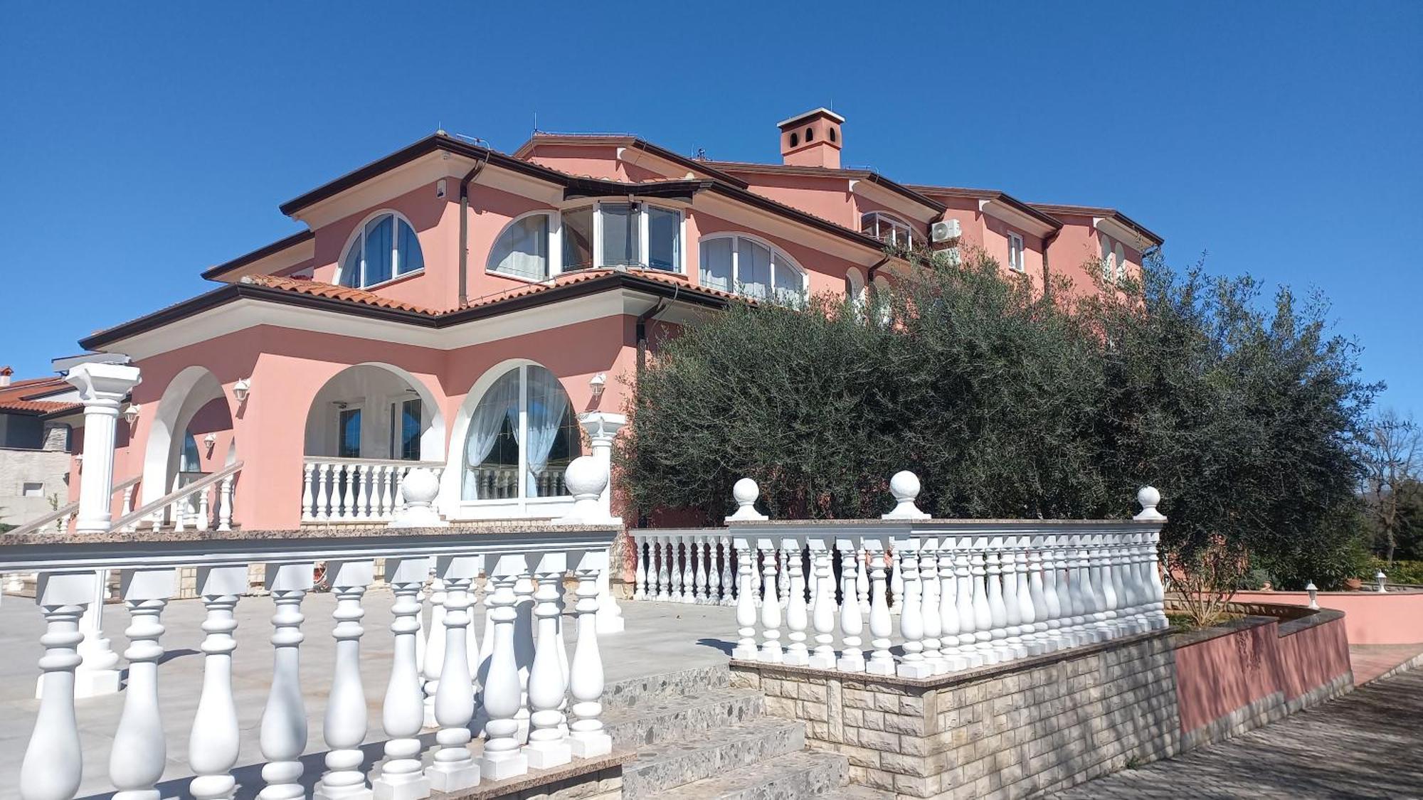 Apartments And Rooms Villa Chiara Krnica Εξωτερικό φωτογραφία